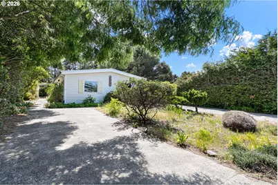 1600 Rhododendron Dr #429, Florence, OR 97439 - Photo 3