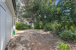 1600 Rhododendron Dr, Florence, OR 97439 - Photo 39