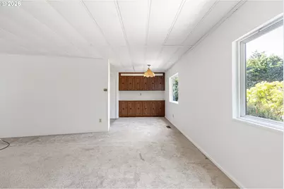 1600 Rhododendron Dr #429, Florence, OR 97439 - Photo 7