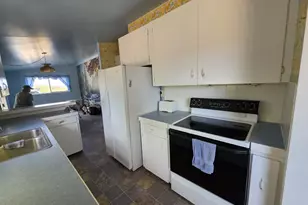 68883 Loop Dr, Hines, OR 97738 - Photo 27
