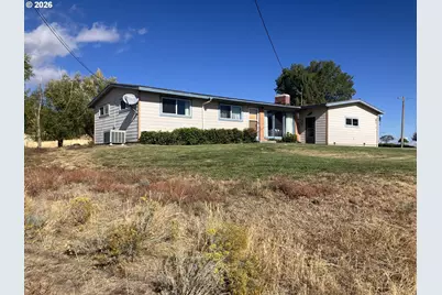 68883 Loop Dr, Hines, OR 97738 - Photo 9