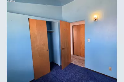 68883 Loop Dr, Hines, OR 97738 - Photo 19