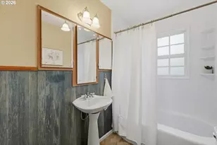 411 N Elm St, Canby, OR 97013 - Photo 23