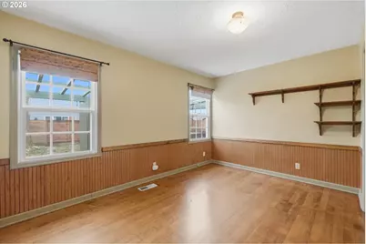 411 N Elm St, Canby, OR 97013 - Photo 21