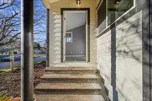 6023 N Amherst St, Portland, OR 97203 - Photo 5