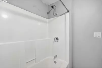 6023 N Amherst St, Portland, OR 97203 - Photo 25