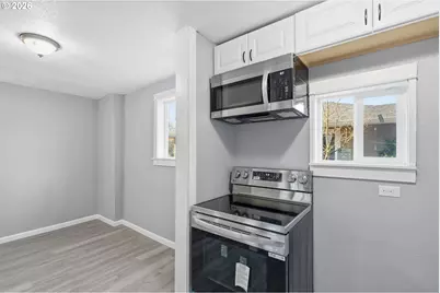 6023 N Amherst St, Portland, OR 97203 - Photo 15