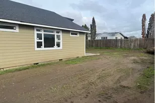 332 Lolly Ln, Dallesport, WA 98617 - Photo 5