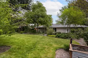 4255 Calaroga Cir, West Linn, OR 97068 - Photo 25