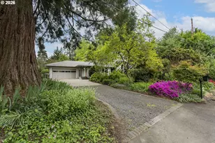 4255 Calaroga Cir, West Linn, OR 97068 - Photo 3