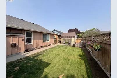 5976 Firestone Dr, Eugene, OR 97402 - Photo 29