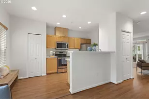 12100 SW Swift Ave, Beaverton, OR 97007 - Photo 11