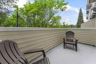 12100 SW Swift Ave, Beaverton, OR 97007 - Photo 17