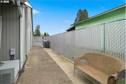 430 S 37th Pl, Springfield, OR 97478 - Photo 39
