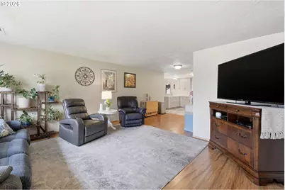 430 S 37th Pl, Springfield, OR 97478 - Photo 11