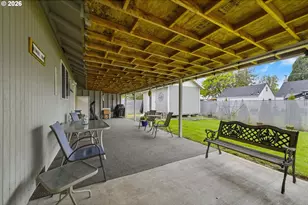 430 S 37th Pl, Springfield, OR 97478 - Photo 31