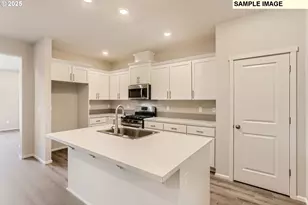 11312 NW 317th Ave, North Plains, OR 97133 - Photo 3