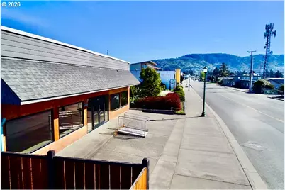 644 Railroad St, Brookings, OR 97415 - Photo 3