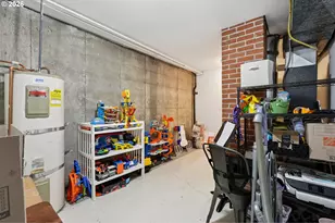 1403 NE 65th St, Vancouver, WA 98665 - Photo 19