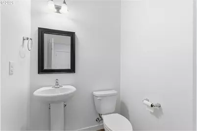 2597 NE Currin Creek Dr, Estacada, OR 97023 - Photo 9