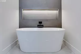 967 S 66th Pl, Springfield, OR 97478 - Photo 23