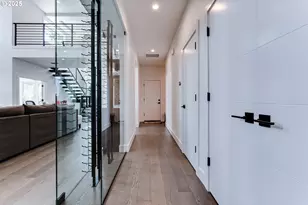 967 S 66th Pl, Springfield, OR 97478 - Photo 17