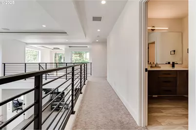 967 S 66th Pl, Springfield, OR 97478 - Photo 33