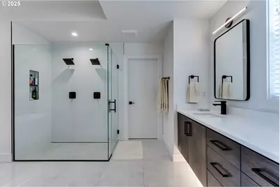 967 S 66th Pl, Springfield, OR 97478 - Photo 21