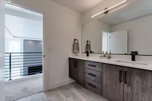 967 S 66th Pl, Springfield, OR 97478 - Photo 35