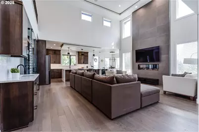 967 S 66th Pl, Springfield, OR 97478 - Photo 7