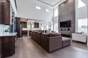 967 S 66th Pl, Springfield, OR 97478 - Photo 7