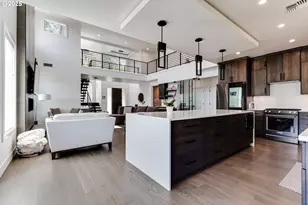 967 S 66th Pl, Springfield, OR 97478 - Photo 13