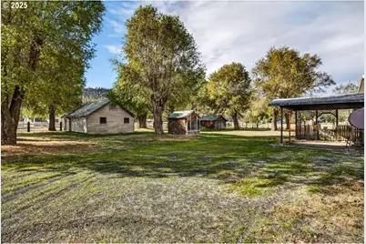 3464 NW Rimrock Acres Loop, Prineville, OR 97754 - Photo 3
