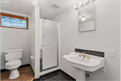 5130 SE Bush St, Portland, OR 97206 - Photo 31