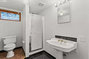 5130 SE Bush St, Portland, OR 97206 - Photo 31