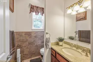 14310 SE Steele St, Portland, OR 97236 - Photo 11