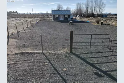 58098 N Maple Circle Rd, Christmas Valley, OR 97641 - Photo 31