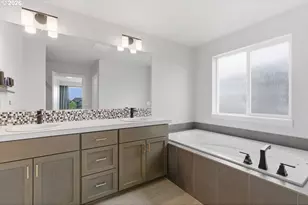 8177 SE Agate St, Hillsboro, OR 97123 - Photo 21