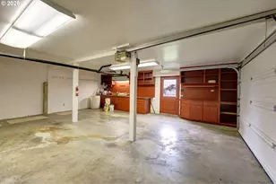 395 Cumberland St, Astoria, OR 97103 - Photo 41