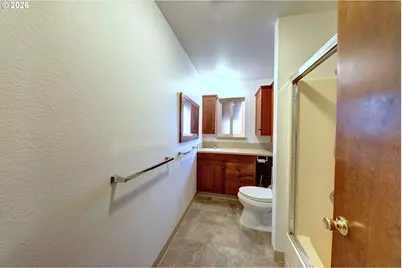 395 Cumberland St, Astoria, OR 97103 - Photo 23