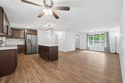 1211 SE 212th Ave, Gresham, OR 97030 - Photo 17