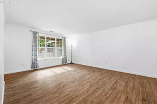 1211 SE 212th Ave, Gresham, OR 97030 - Photo 11
