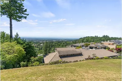 Ascot Ct, Portland, OR 97225 - Photo 5