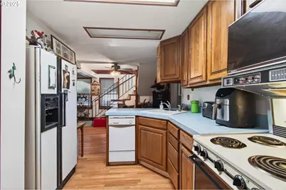 50316 Columbia River Hwy, Scappoose, OR 97056 - Photo 7