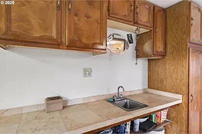 50316 Columbia River Hwy, Scappoose, OR 97056 - Photo 17