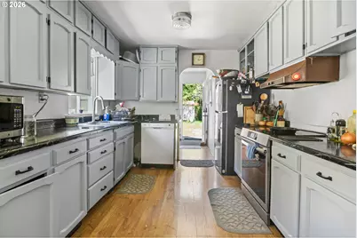 803 Ohio Ave, Bandon, OR 97411 - Photo 3
