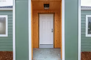 2194 Vaughn Ave, Salem, OR 97305 - Photo 3