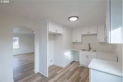 2194 Vaughn Ave, Salem, OR 97305 - Photo 7