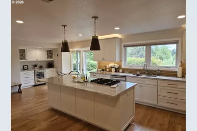 365 Birdie Ln, Roseburg, OR 97471 - Photo 9