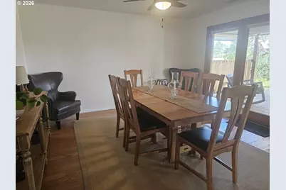 365 Birdie Ln, Roseburg, OR 97471 - Photo 15